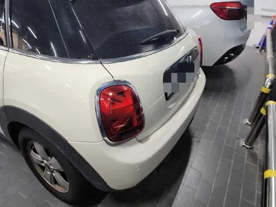 2020 MINI Cooper VIN: