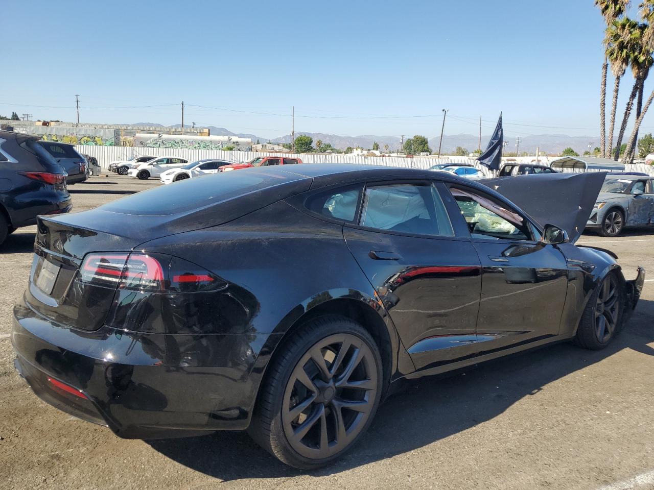 2023 TESLA MODEL S  VIN:5YJSA1E58PF505781