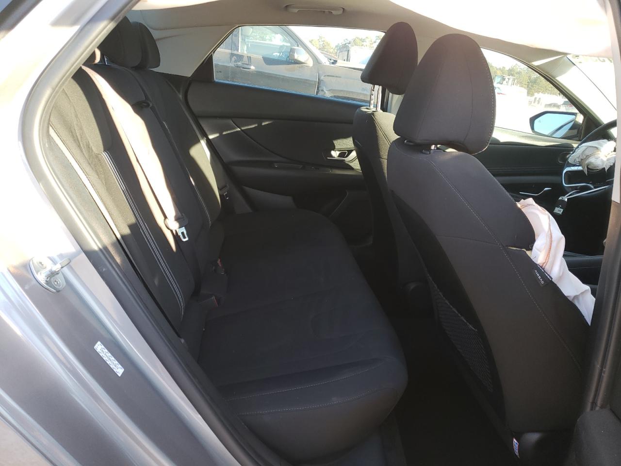 2022 HYUNDAI ELANTRA SEL VIN:KMHLN4AG8NU263074