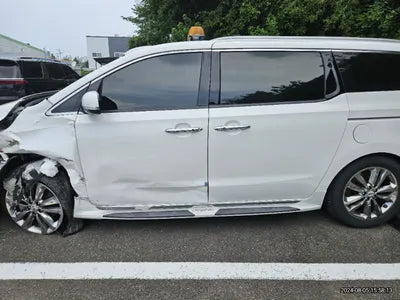2015 Kia Carnival VIN: