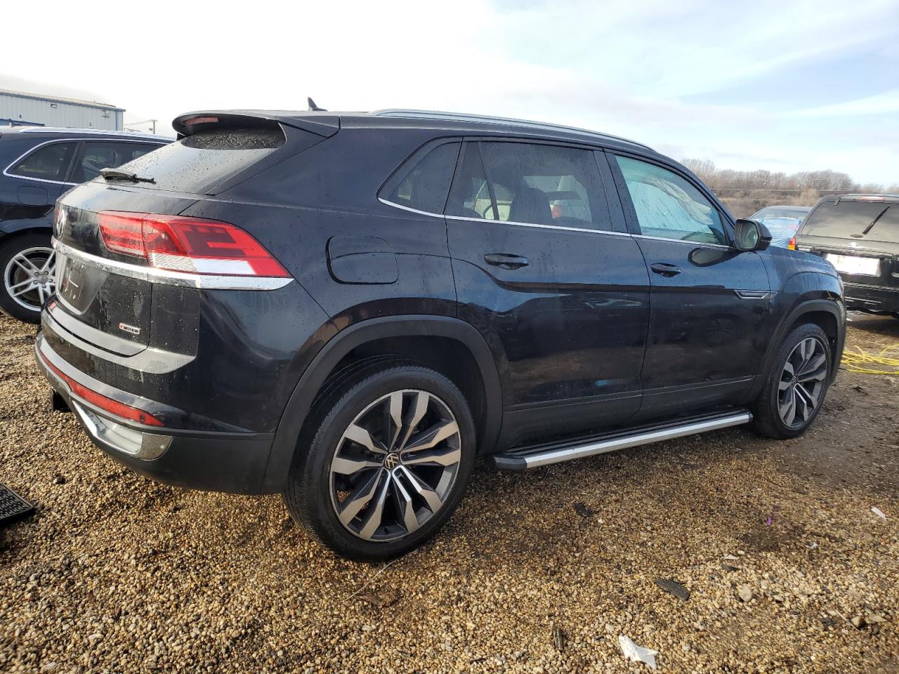 2022 VOLKSWAGEN ATLAS CROSS SPORT SE VIN:1V2HE2CA5NC224678