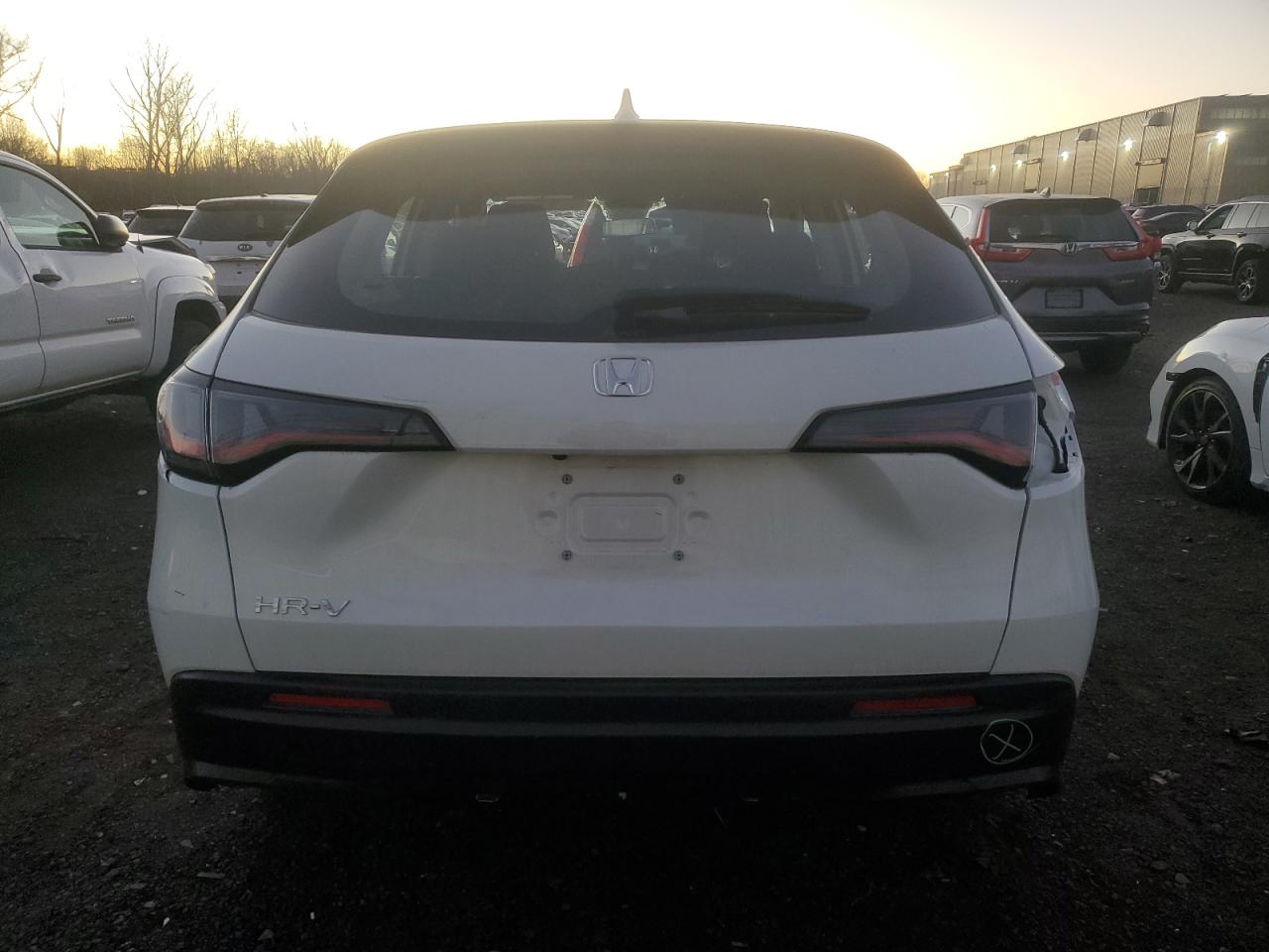 2023 HONDA HR-V LX VIN:3CZRZ2H34PM731877