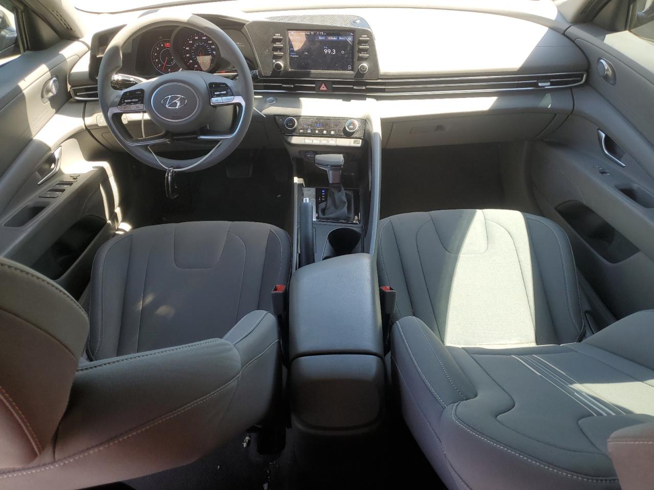 2022 HYUNDAI ELANTRA SEL VIN:5NPLM4AG7NH070609