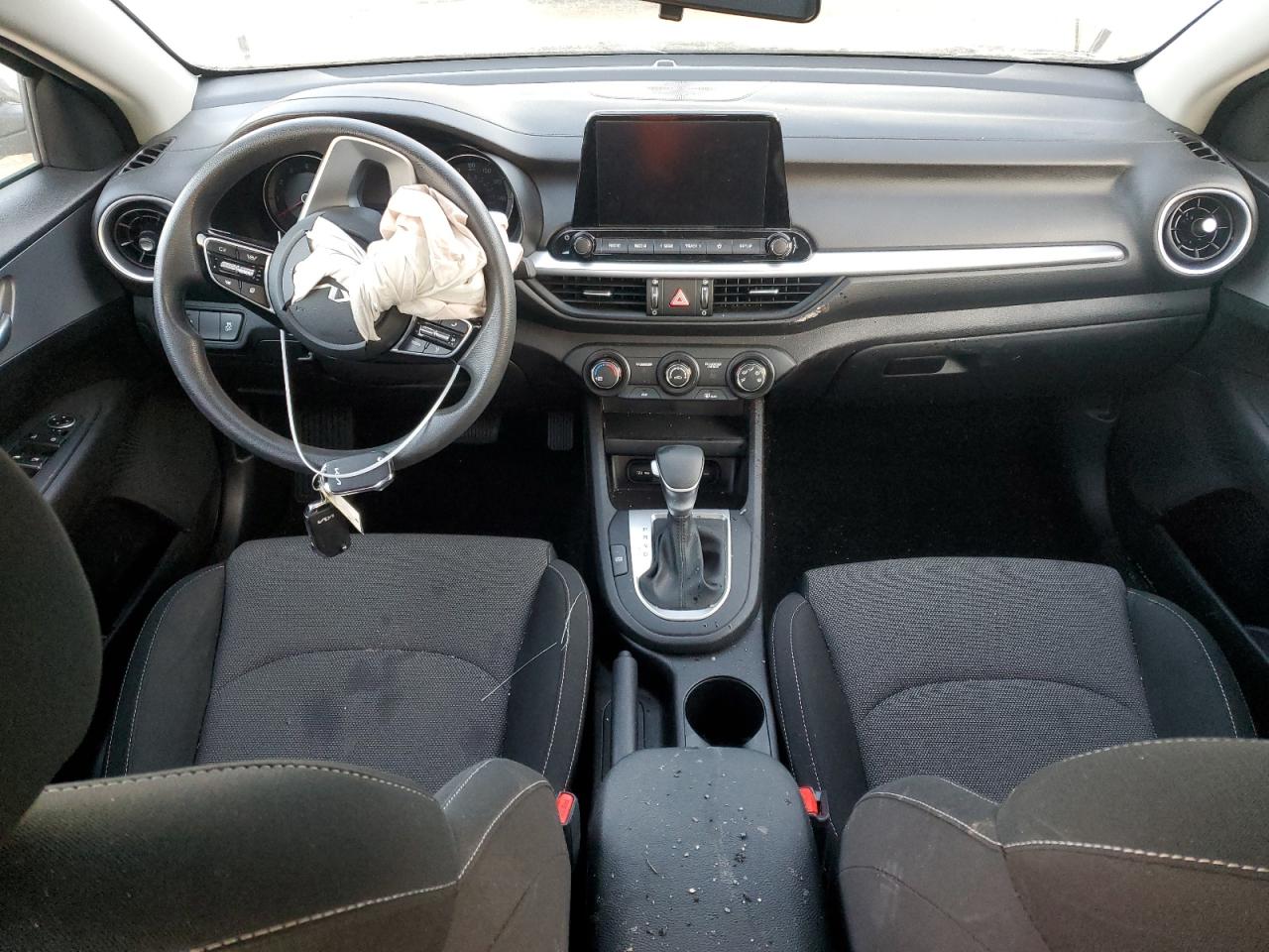 2023 KIA FORTE LX VIN:3KPF24AD7PE632024