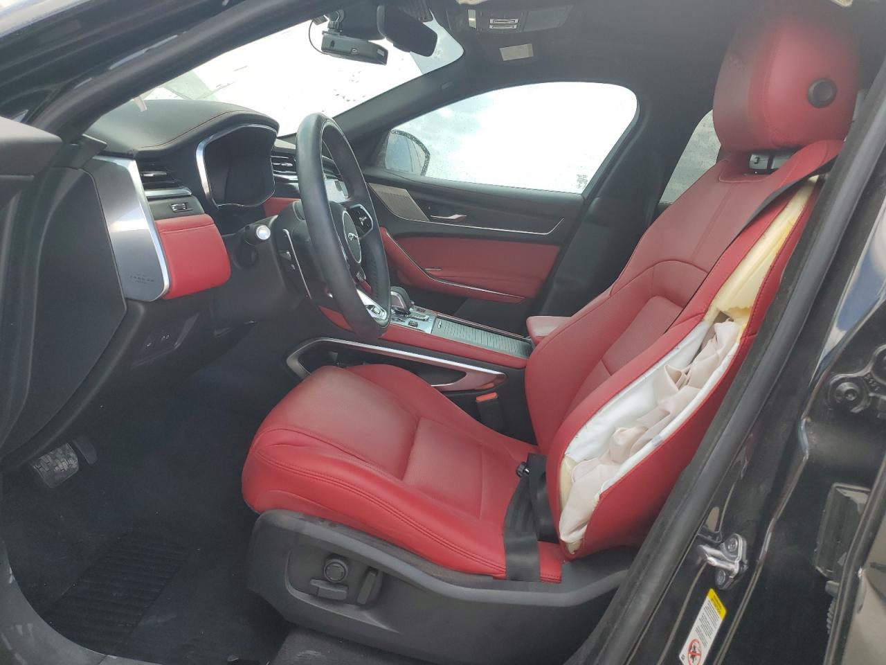 2023 JAGUAR F-PACE R-DYNAMIC S VIN:SADCT2FU6PA711768