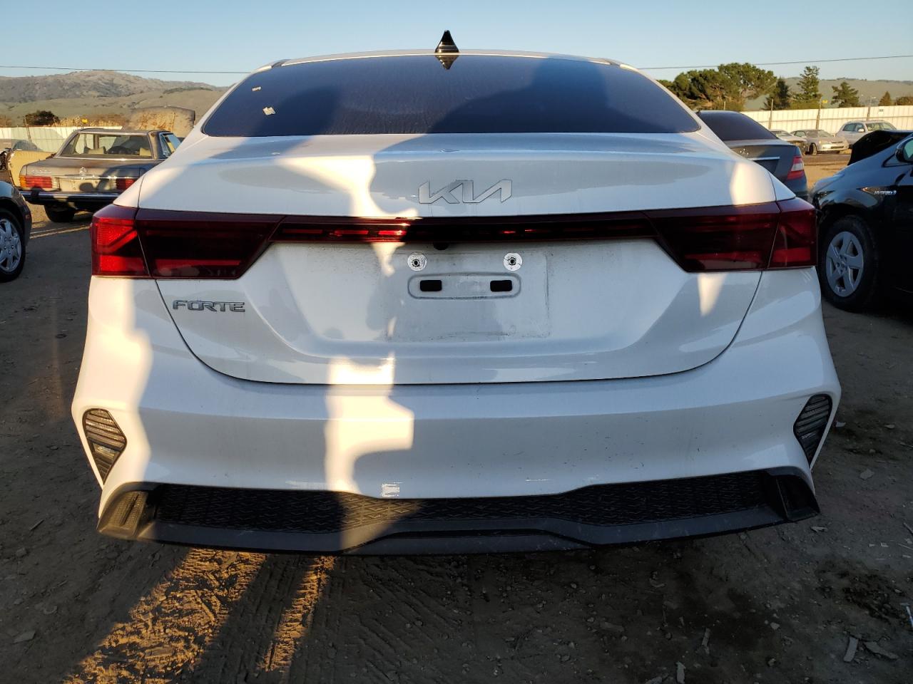 2022 KIA FORTE FE VIN:3KPF24AD9NE439709