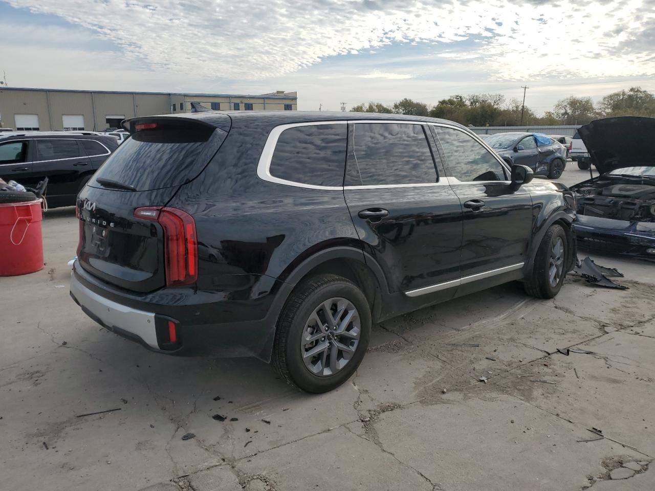 2024 KIA TELLURIDE LX VIN:5XYP24GCXRG514963