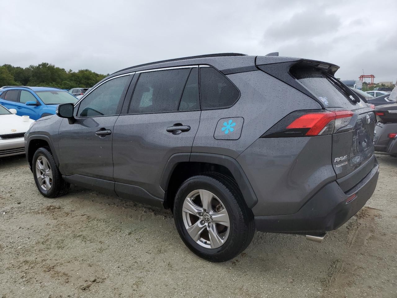 2022 TOYOTA RAV4 XLE VIN:2T3P1RFV2NC311081