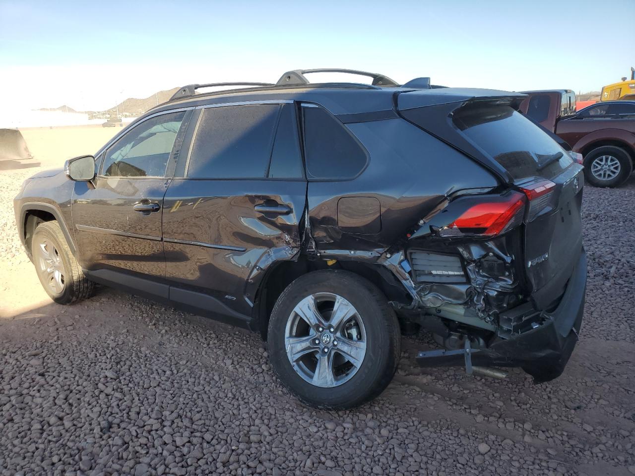 2023 TOYOTA RAV4 XLE VIN:4T3RWRFV7PU100390