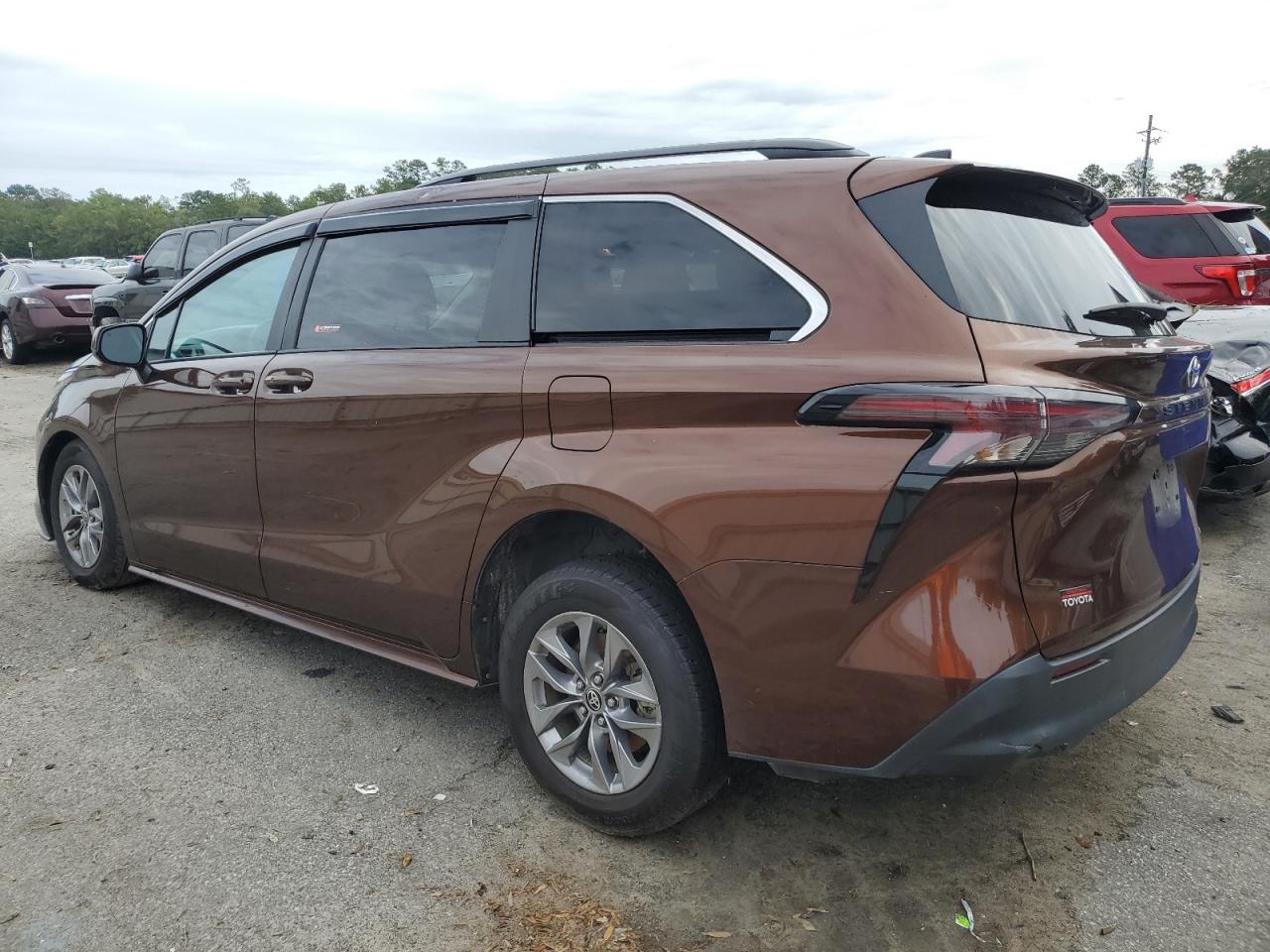 2023 TOYOTA SIENNA LE VIN:5TDKRKECXPS142456