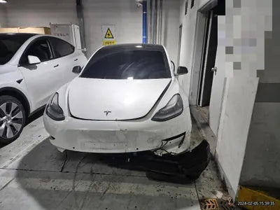 2020 Tesla Model 3 VIN: