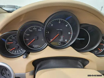 2016 Porsche Cayenne VIN: