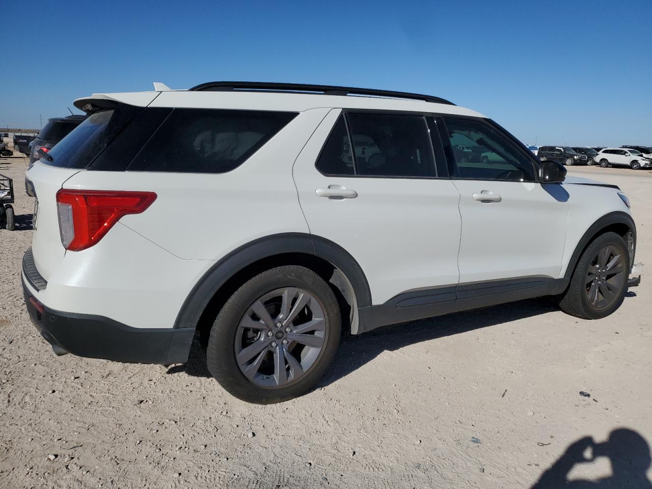 2022 FORD EXPLORER XLT VIN:1FMSK7DH5NGB45010
