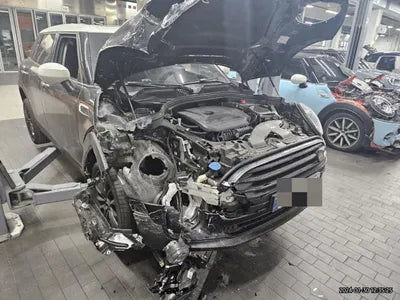2022 MINI Clubman VIN: