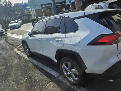 2021 Toyota RAV4 JTMW2RFV1MD070973 VIN:JTMW2RFV1MD070973