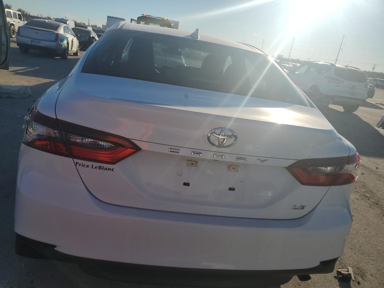2022 TOYOTA CAMRY LE VIN:4T1C11AKXNU670778