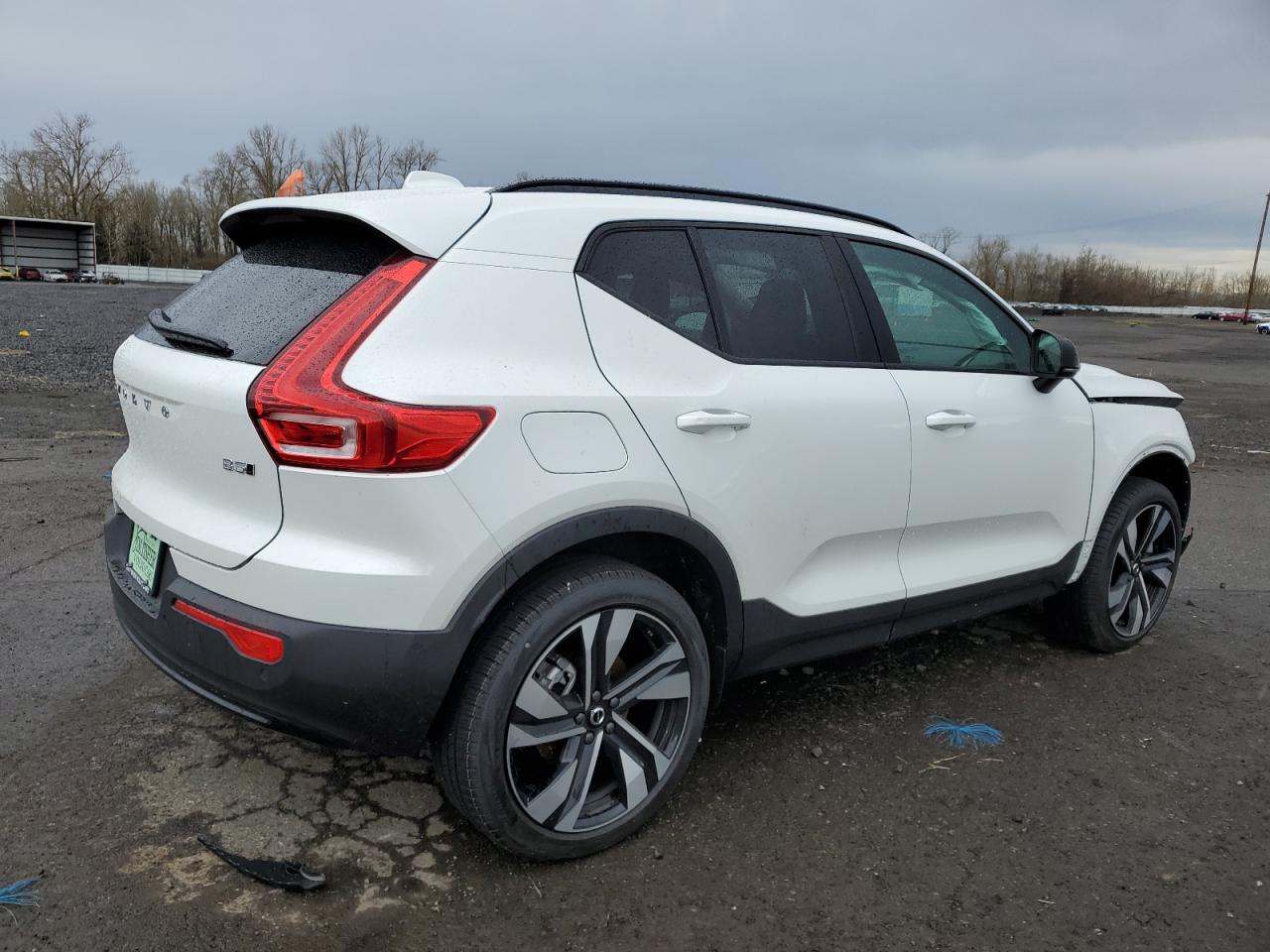 2024 VOLVO XC40 PLUS VIN:YV4L12UL3R2254150