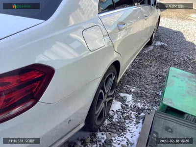 2015 Mercedes-Benz E 250 WDDHF9HB2GB271335 VIN:WDDHF9HB2GB271335