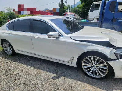 2015 BMW 750 VIN:
