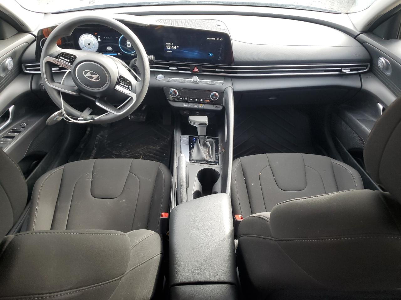 2024 HYUNDAI ELANTRA SEL VIN:KMHLM4DG7RU751372