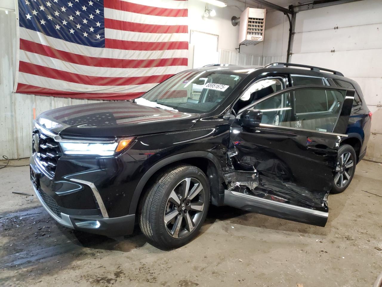 2024 HONDA PILOT TOURING VIN:5FNYG1H76RB000136