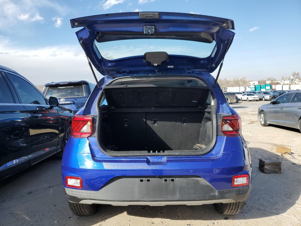 2024 HYUNDAI VENUE SEL VIN:KMHRC8A3XRU305030