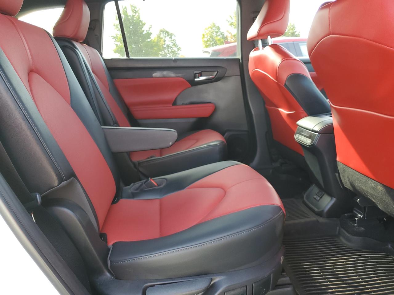 2022 TOYOTA HIGHLANDER XSE VIN:5TDLZRBH0NS199565