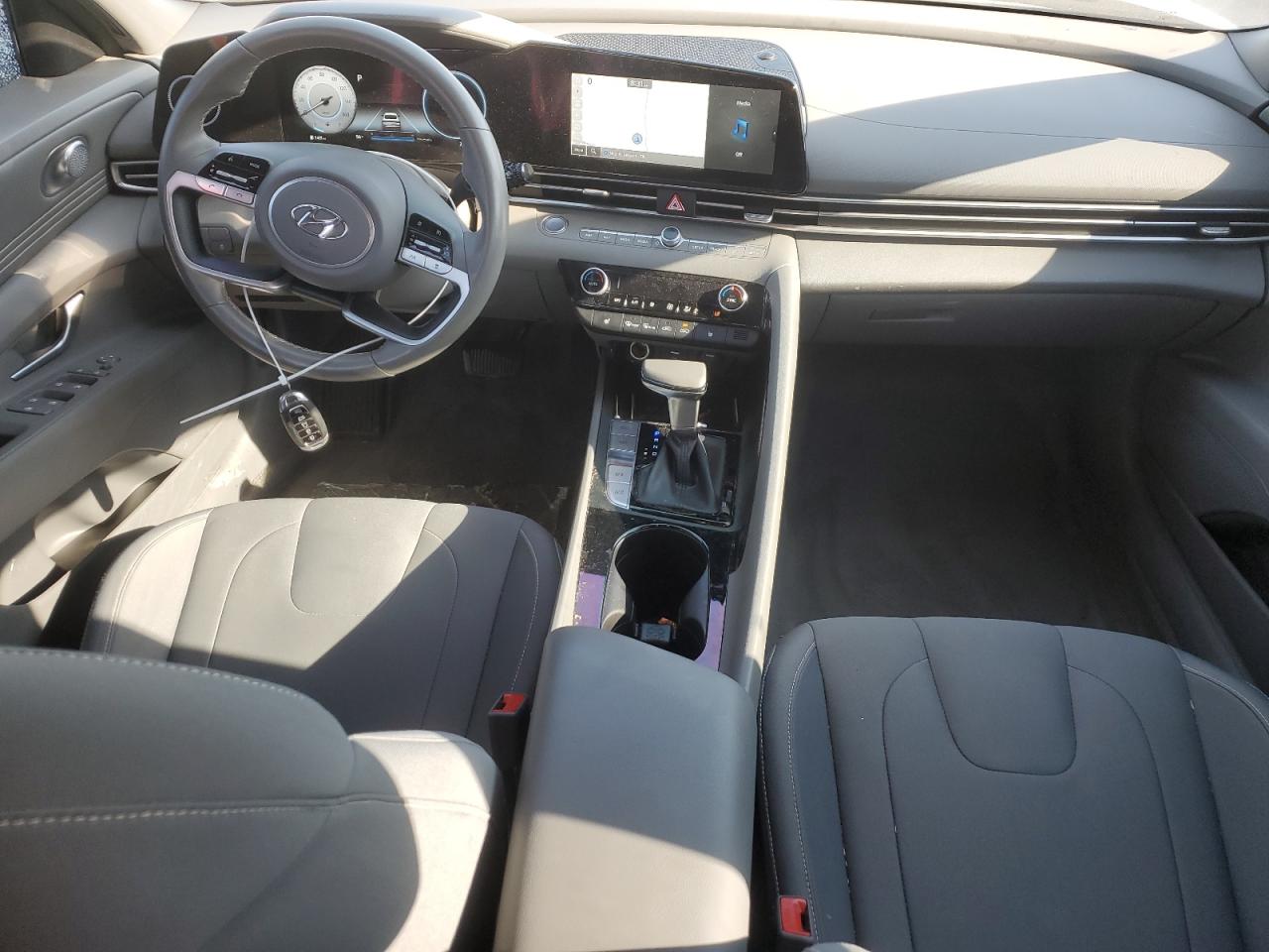 2023 HYUNDAI ELANTRA SEL VIN:5NPLS4AG3PH096472