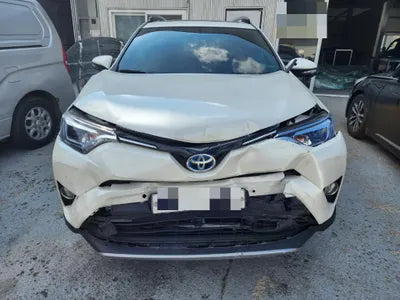 2017 Toyota RAV4 VIN: