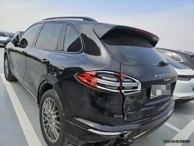 2016 Porsche Cayenne VIN: