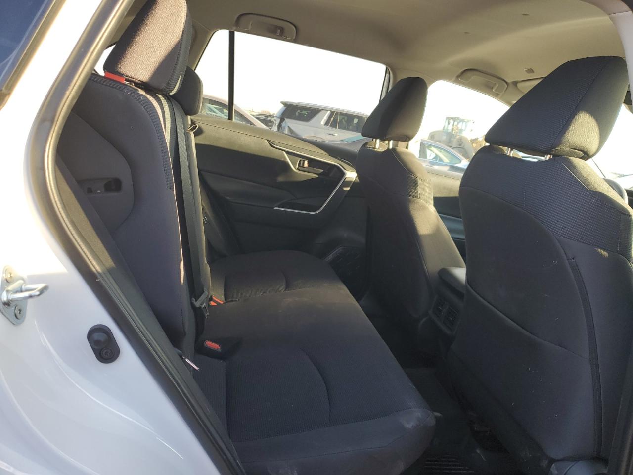 2024 TOYOTA RAV4 LE VIN:2T3MWRFV9RW211598
