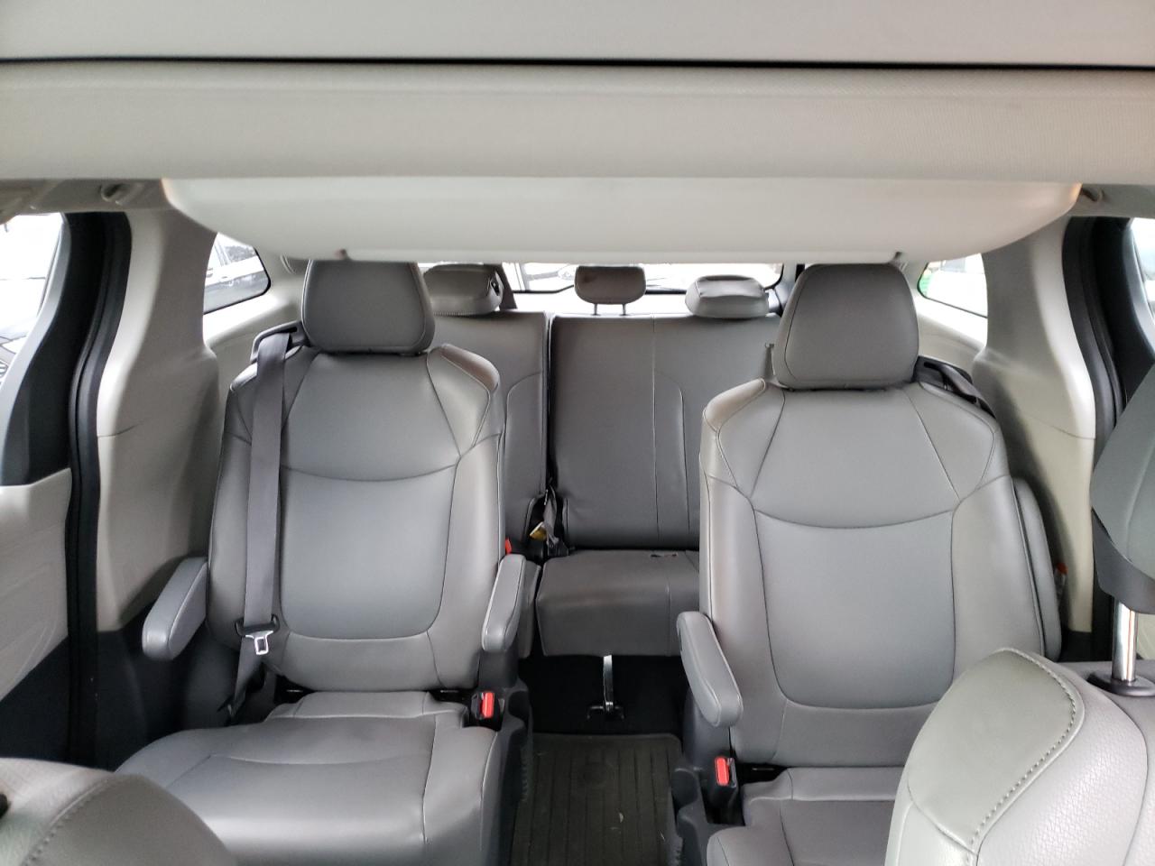 2022 TOYOTA SIENNA XLE VIN:5TDJSKFC5NS072375