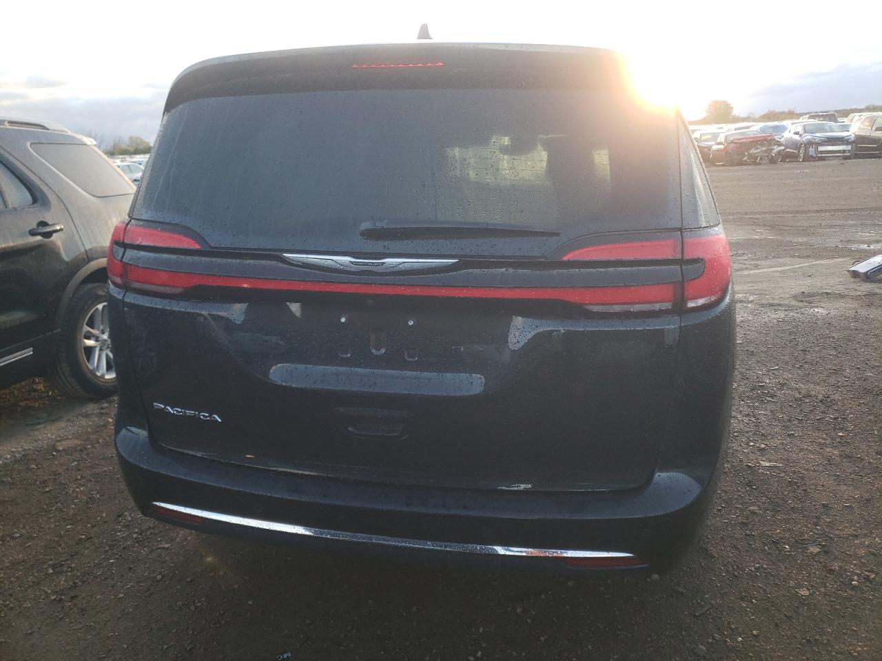 2022 CHRYSLER PACIFICA TOURING L VIN:2C4RC1BG5NR128939