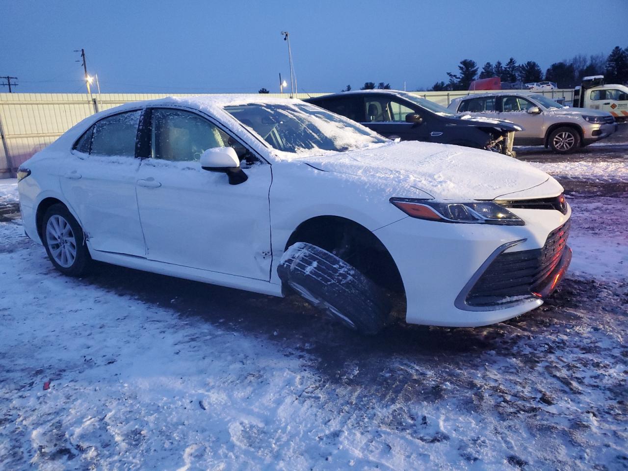 2024 TOYOTA CAMRY LE VIN:4T1C11BKXRU130108