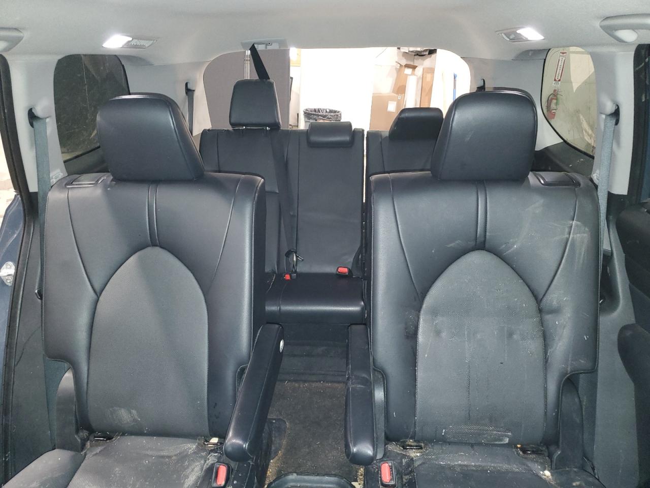 2024 TOYOTA GRAND HIGHLANDER XLE VIN:5TDACAB59RS001541