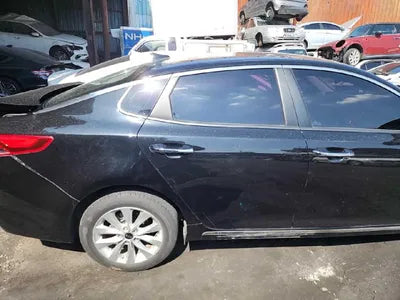 2016 Kia K5 KNAGX411BGA088984 VIN:KNAGX411BGA088984
