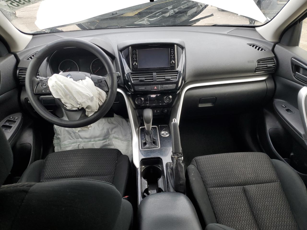 2022 MITSUBISHI ECLIPSE CROSS ES VIN:JA4ATUAA5NZ012703