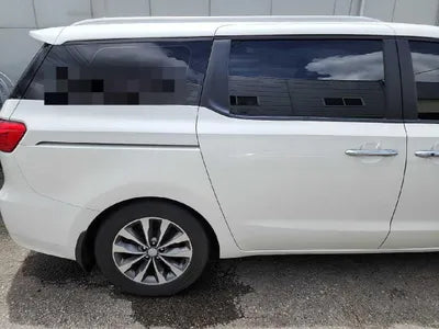 2015 Kia Carnival VIN:
