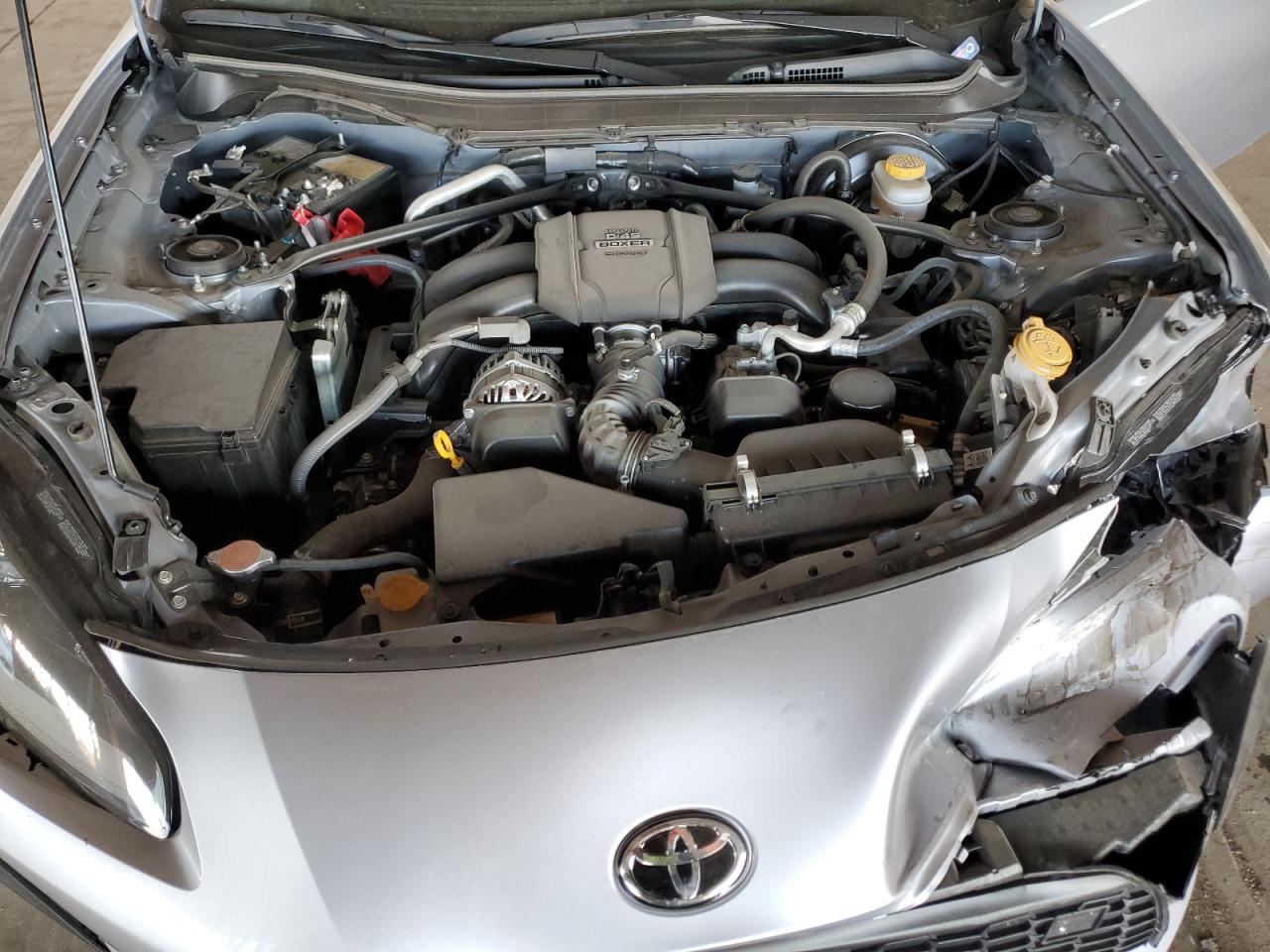 2023 TOYOTA GR 86  VIN:JF1ZNBB16P9757748