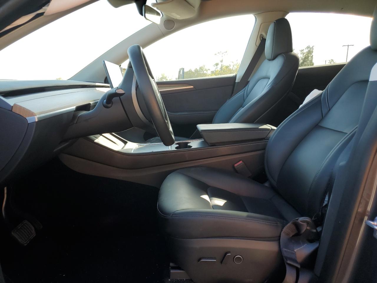 2023 TESLA MODEL Y  VIN:7SAYGDEE0PA056932