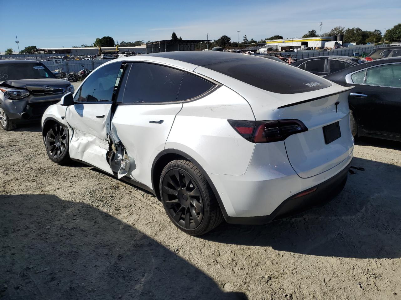 2022 TESLA MODEL Y  VIN:7SAYGDEE9NF481288