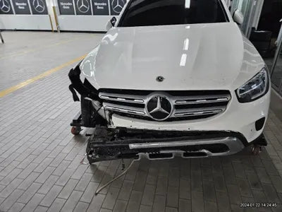 2020 Mercedes-Benz GLC 300 VIN: