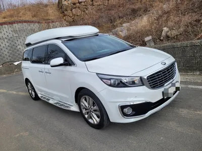 2017 Kia Carnival VIN: