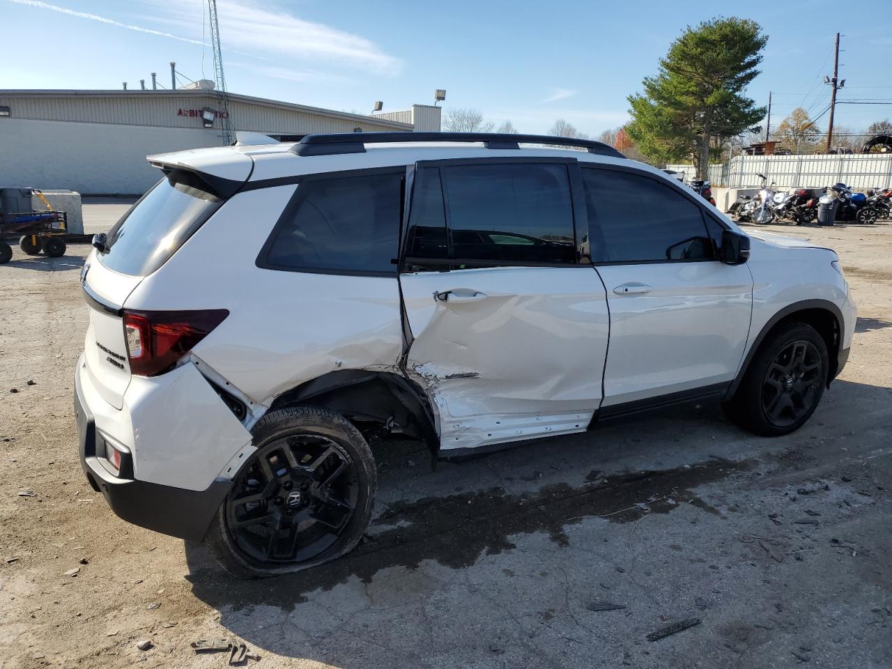 2024 HONDA PASSPORT BLACK EDITION VIN:5FNYF8H88RB007237