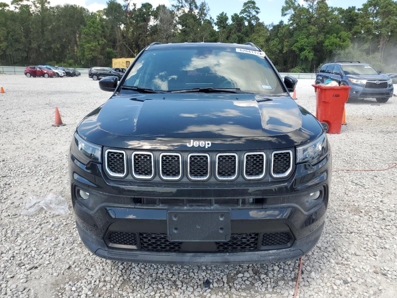 2024 JEEP COMPASS LATITUDE LUX VIN:3C4NJDFN7RT586130