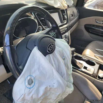 2018 Kia Carnival VIN: