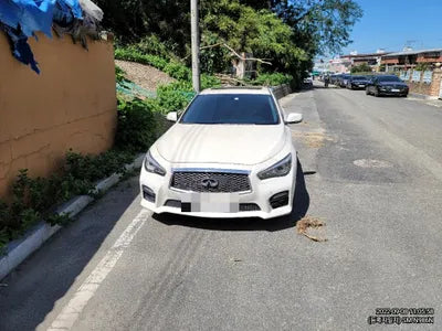 2014 Infiniti Q50 VIN: