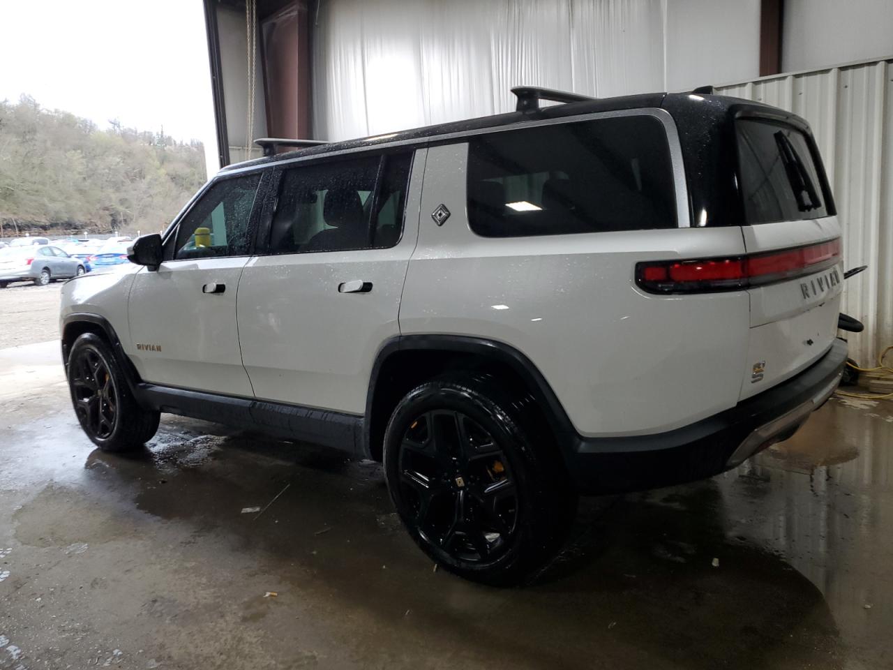 2022 RIVIAN R1S LAUNCH EDITION VIN:7PDSGABL4NN002354