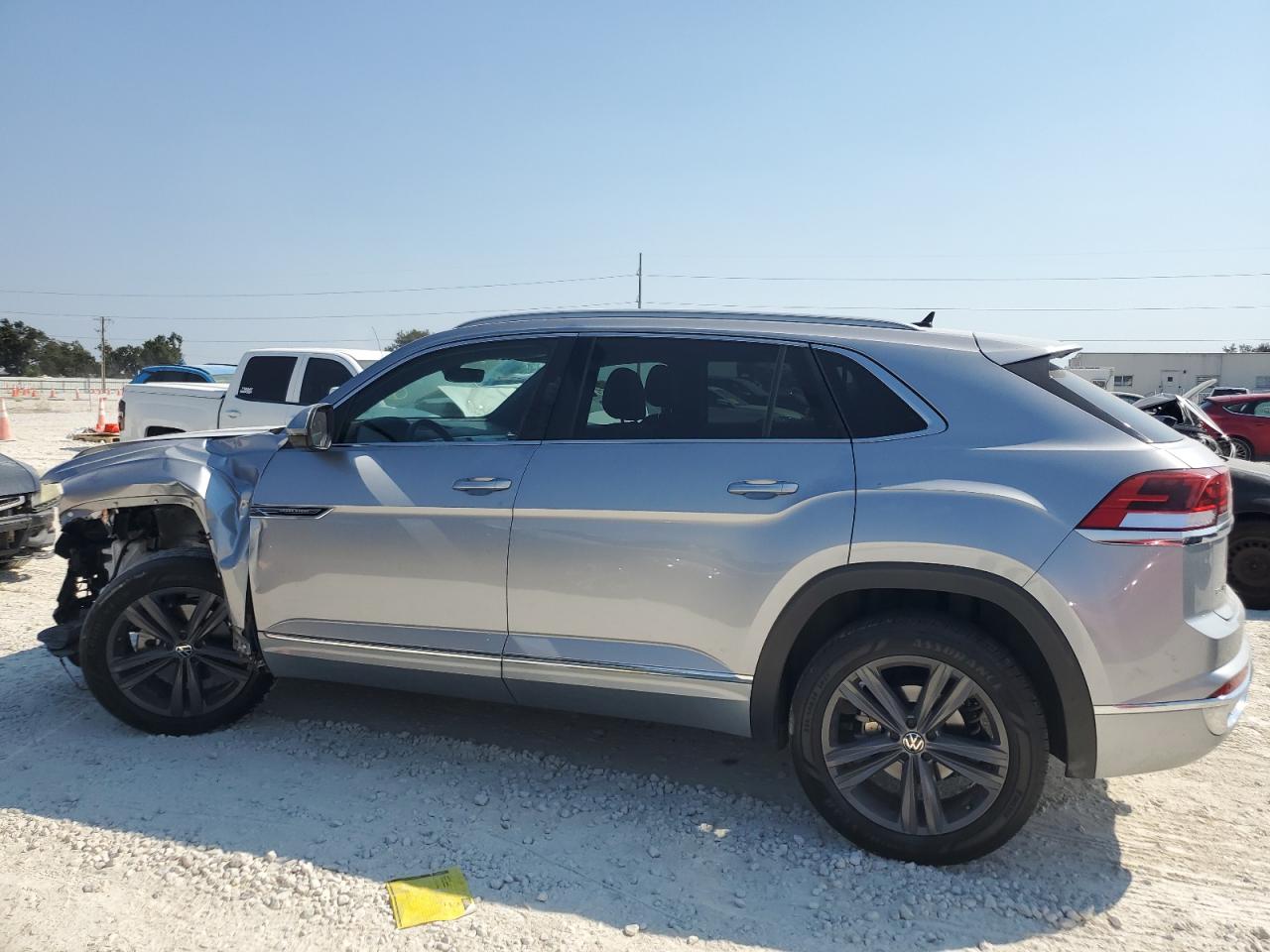 2022 VOLKSWAGEN ATLAS CROSS SPORT SEL R-LINE VIN:1V2SE2CA0NC212217