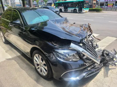 2020 Mercedes-Benz E 300 W1KZF4KB2LA836196 VIN:W1KZF4KB2LA836196